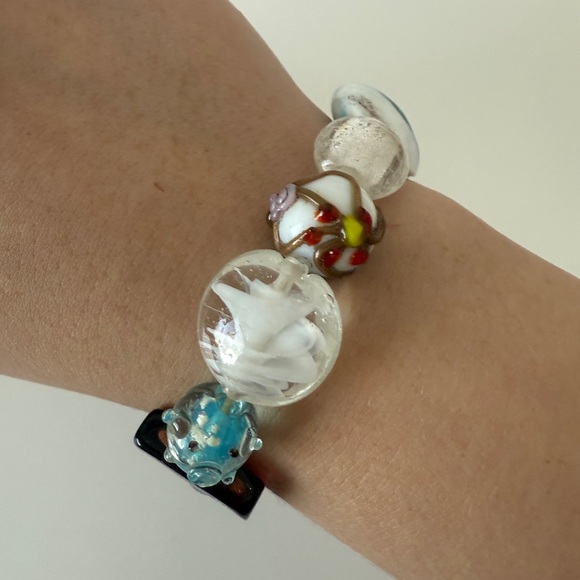 Colorful Glass Bead Bracelet - Picture 1 of 2